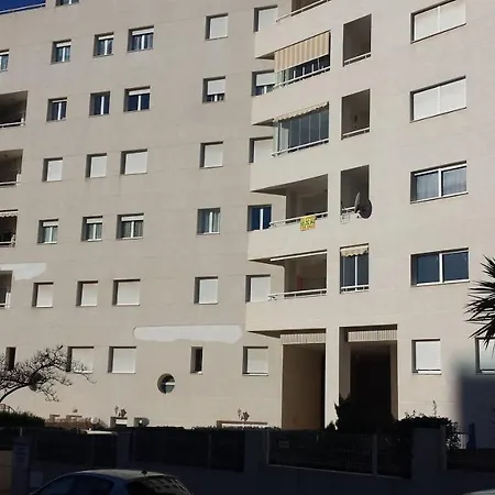 Mar Augusta Apartment